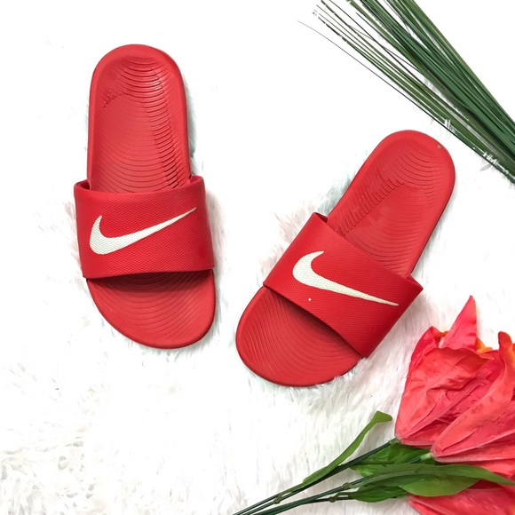 Nike Other - ⬇️$32 Nike Red Slide Flip Flops Youth Size 5